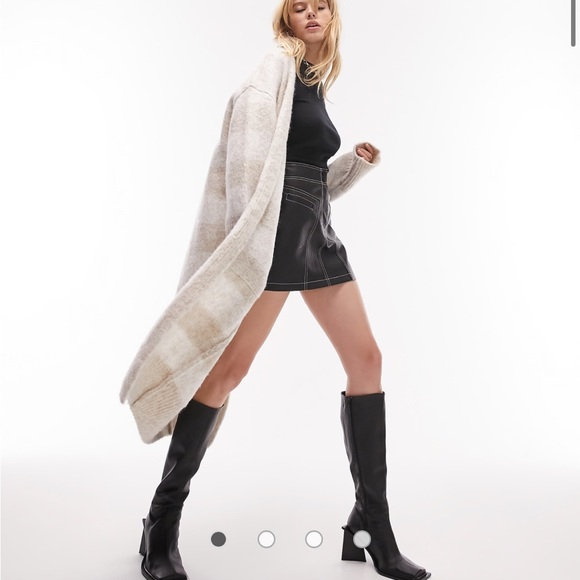 Topshop Cream and Tan Oversized Cardigan Sweater - Picture 7 of 7